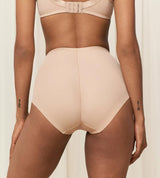 Becca High Panty SMOOTH SKIN