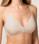 Body Make-Up Essentials P 01 NUDE BEIGE