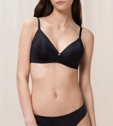 Body Make-Up Essentials P 01 BLACK