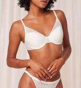 TRIUMPH SIGNATURE SHEER WHP EX ECRU