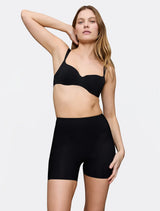 BMU ILLUSION CURVE HW SHORT BLACK