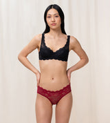 TEMPTING LACE HIPSTER MANNISH RED