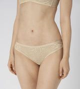 AMOURETTE CHARM BRAZILIAN01