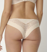 VIVID SPOTLIGHT BRAZILIAN