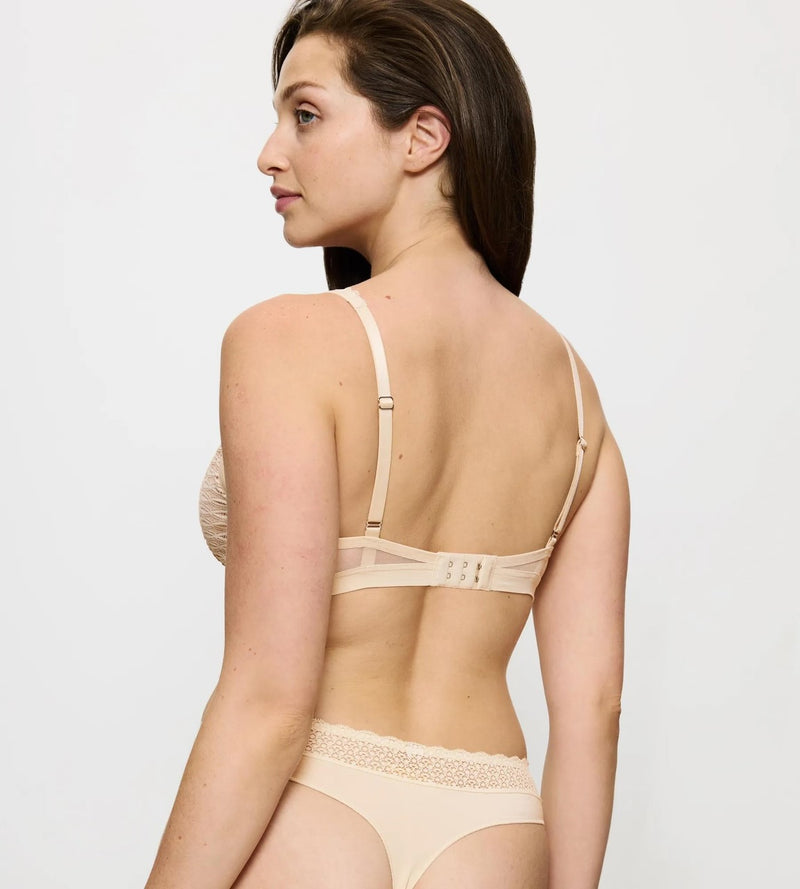 AURA SPOTLIGHT T W02 6720 CREAMY