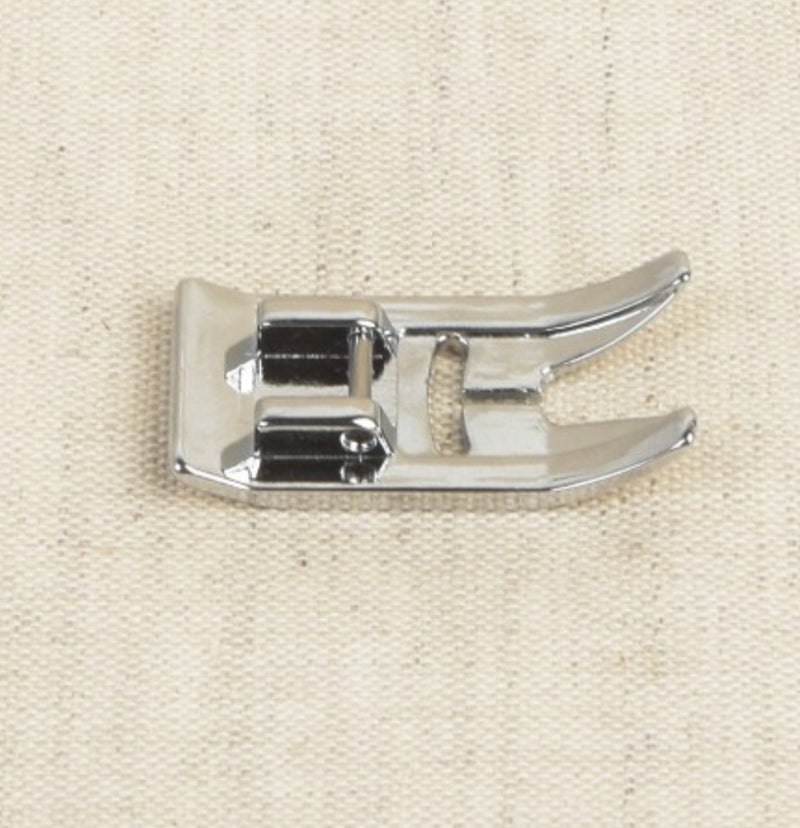 M52 - PIEDINO METALLO ZIGZAG PER MACCHINA DA CUCIRE