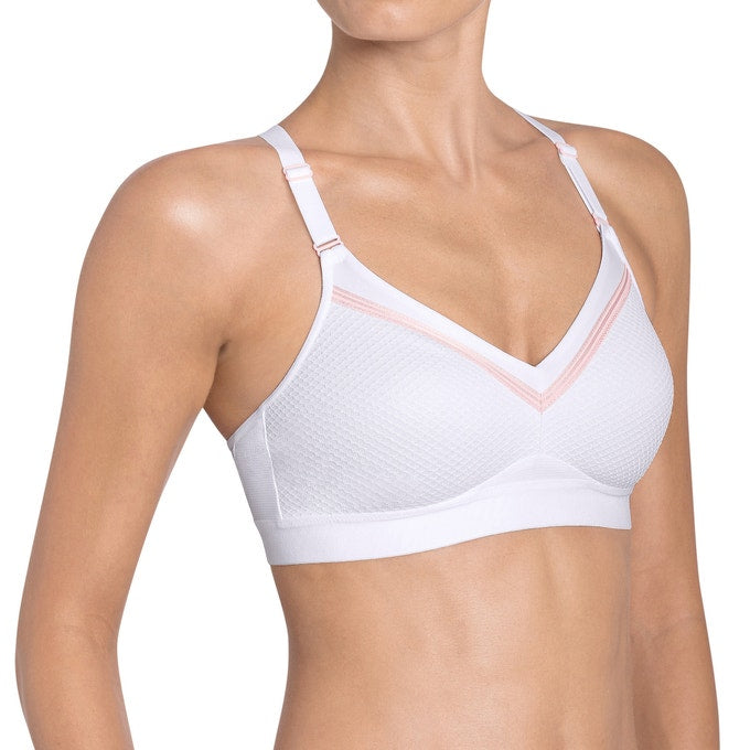 TRIACTION FREE MOTION N